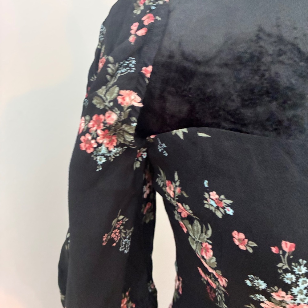 Mica Dress - Picture 5 of 14